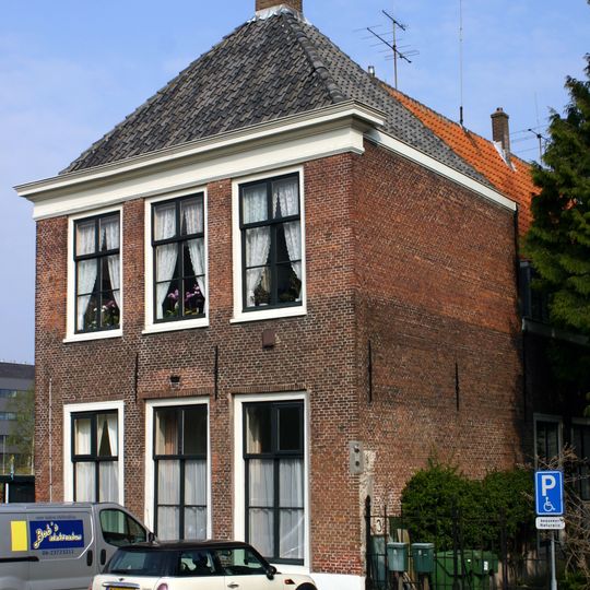 Pesthuislaan 3, Leiden