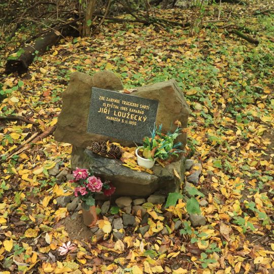 Památník Jiřího Loužeckého u Třebsína