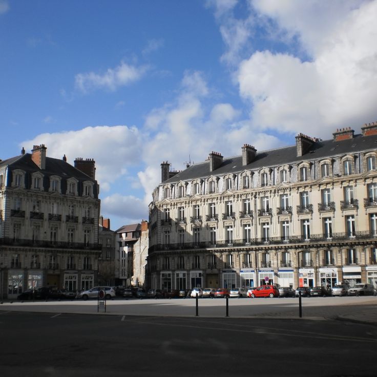 Place Saint-Pierre