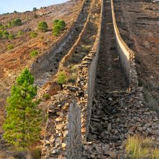 Chimeneas de la fundición de piritas