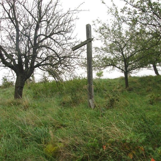 Kříž na mezi západně od Myslovic