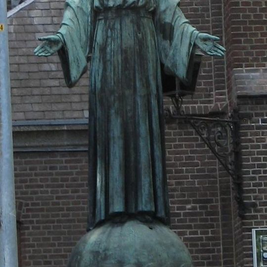 Statue of Sacred Heart of Jesus Christ
