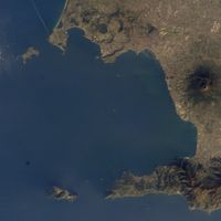 ciudad metropolitana de Nápoles