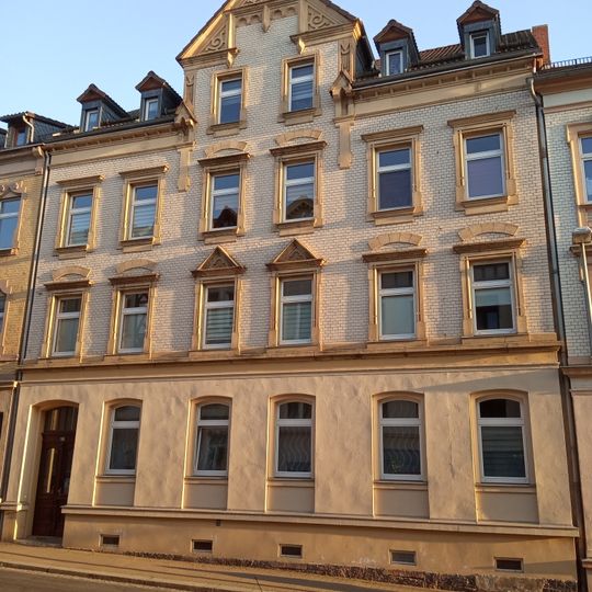 Mietshaus in geschlossener Bebauung Winklerstraße 50