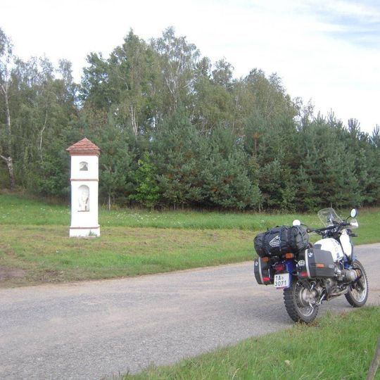 Kaplička u silnice do Moraveckých Janovic