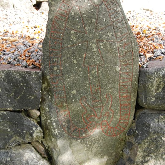Uppland Runic Inscription 681