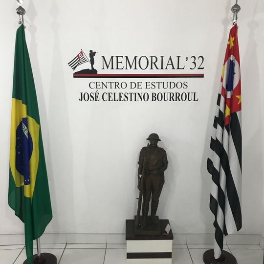 Memorial de 32