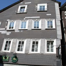 Gewandgasse 6