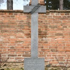 Wayside cross in front of the cemetery