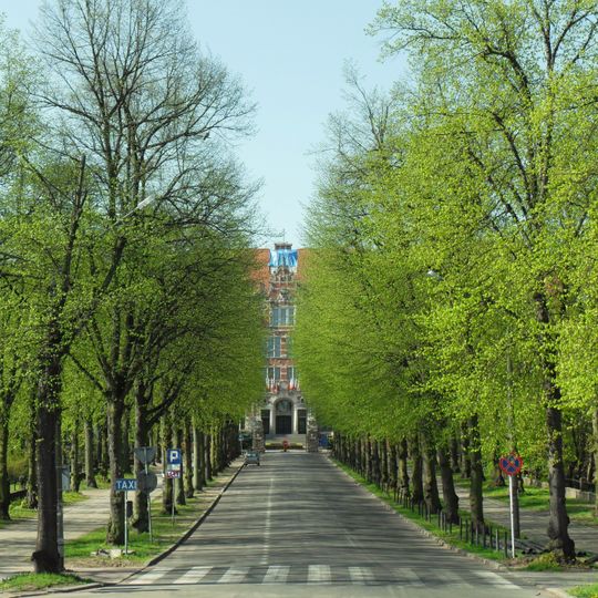 Park z aleją lipową