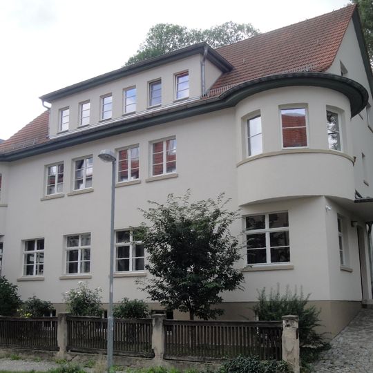 Thomas-Mann-Straße 5