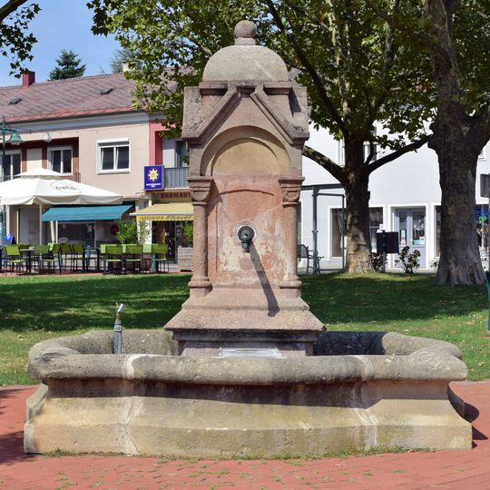 Szajbely-Brunnen
