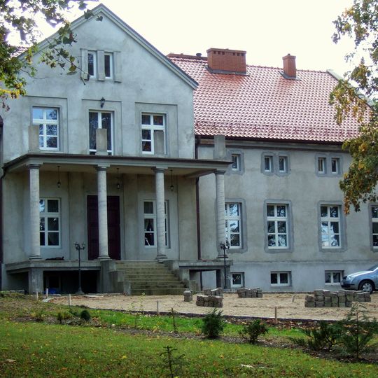 Dwór w Sędławkach