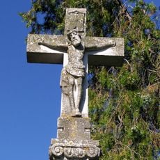 Cintorínsky kríž, kríž s korpusom