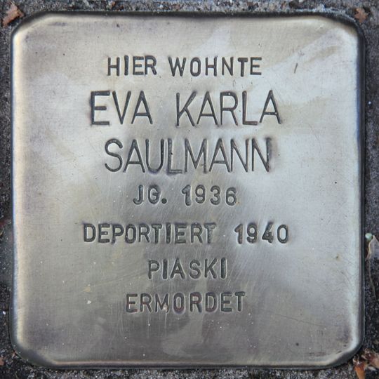Stolperstein à la mémoire d’Eva Karla Saulmann