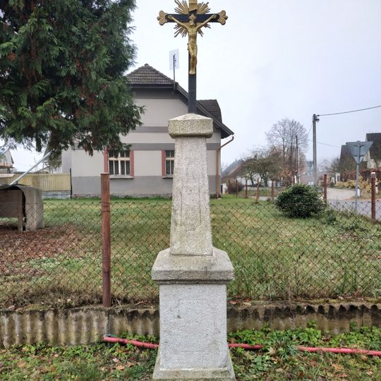 Kříž ve Dvorci v Rožmitálské ulici