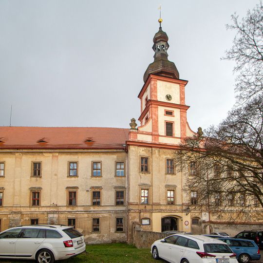 Bělá pod Bezdězem Castle