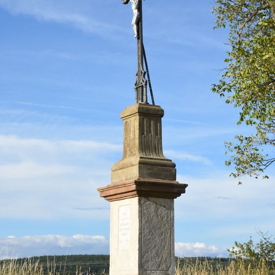 Wayside cross in front of chapel of Our Lady of Help