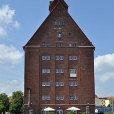 An der Fährbrücke 3 (Stralsund), Silo V
