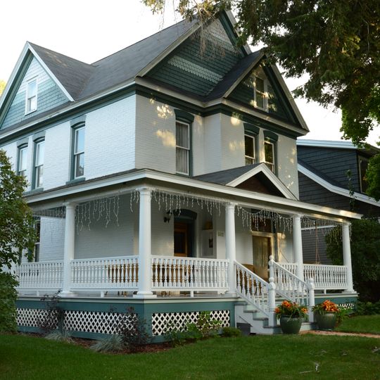 Bon Ton Historic District