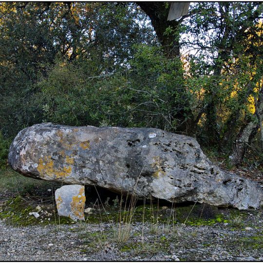 Dolmen de Peyrelevade