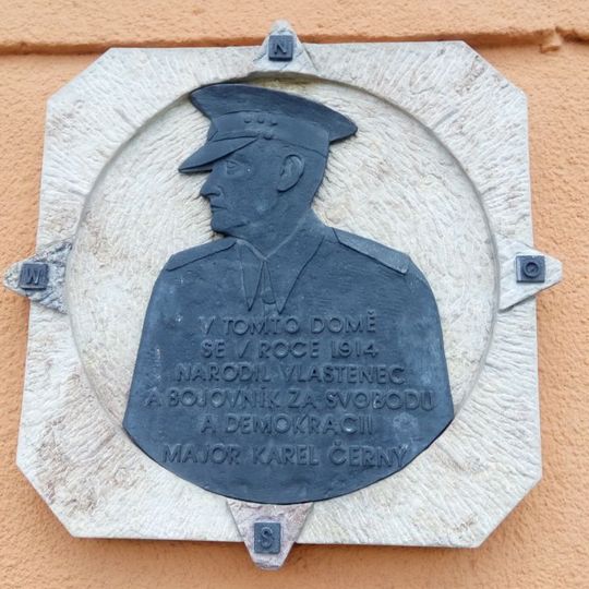 Pamětní deska mjr. Karla Černého