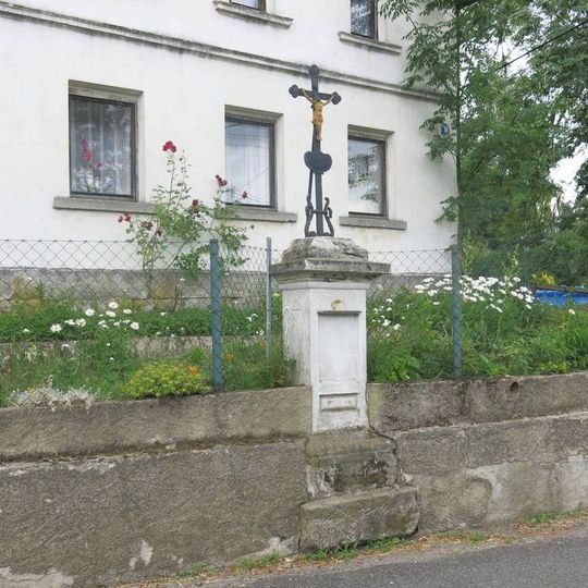Kříž u domu 20 v Dobrné
