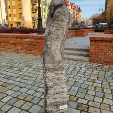 Rzeźba "Kondycja Ludzka"