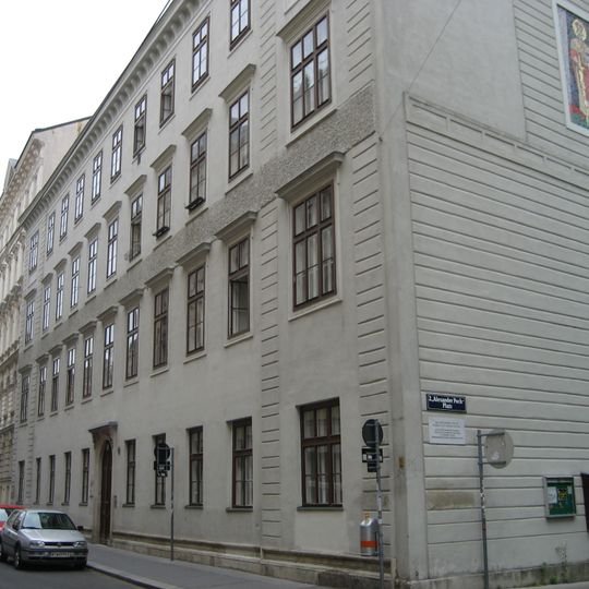 Kleine Pfarrgasse 24