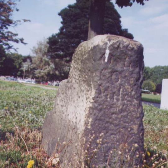 Milestone, Woodhouse Lane, N of University, nr Rampart Road at SE29183521