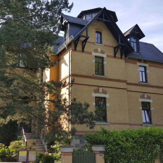 Villa Friedensstraße 1