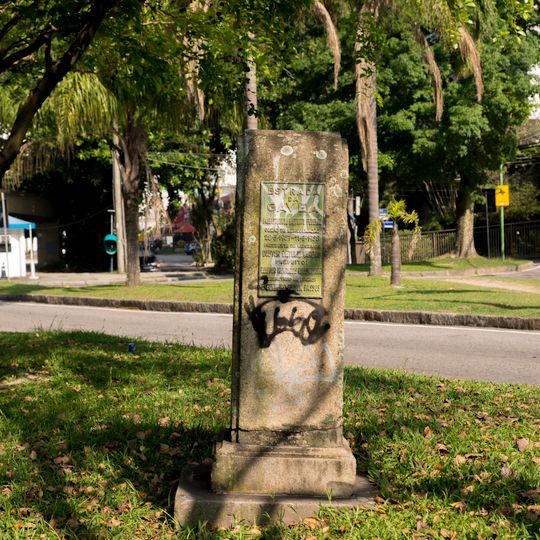 Marco da Remodelação da Estrada da Gávea