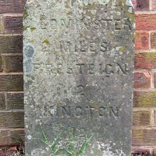 Milestone, Cholstrey, Lower Meadow Farm