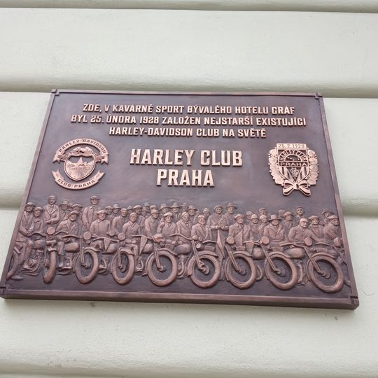 Plaque to Harley Club founding
