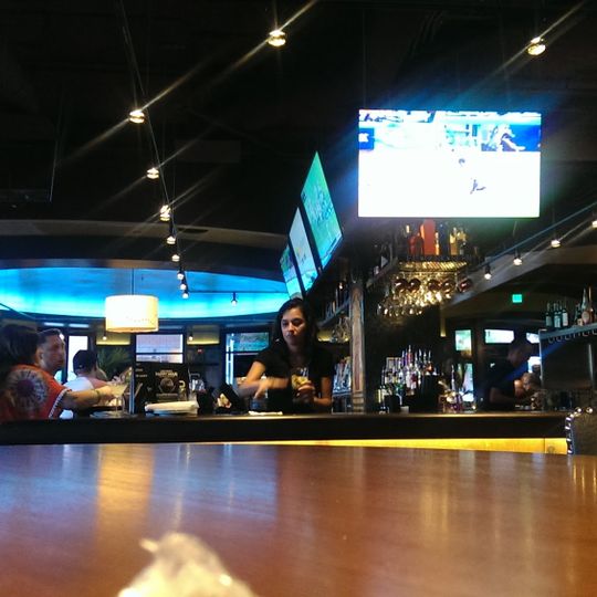 Bar Louie
