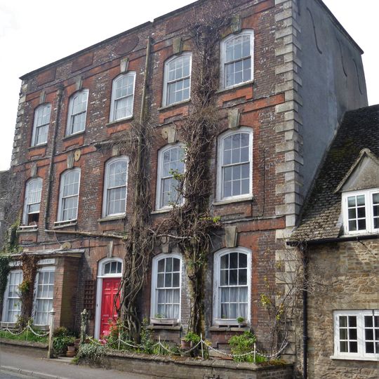 Highworth Court Highworth House