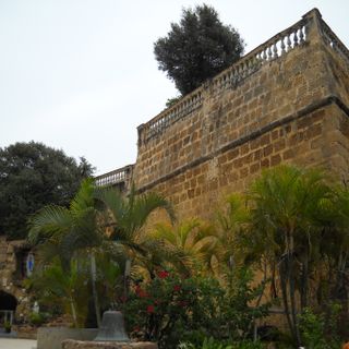 Santa María de la Cabeza Castle