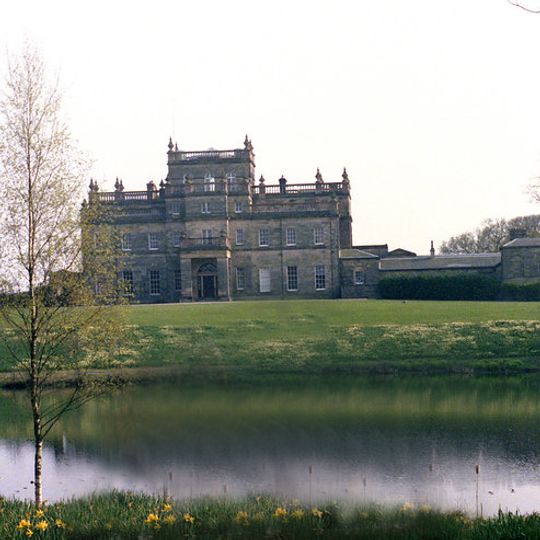 Kinmount House