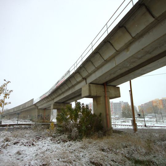Most vlečky ČKD přes ulici Na Radosti