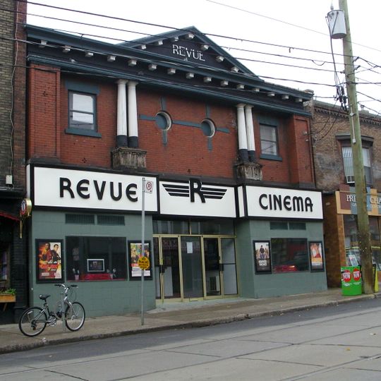 Revue Cinema
