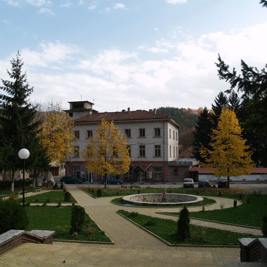 Czerni Osym