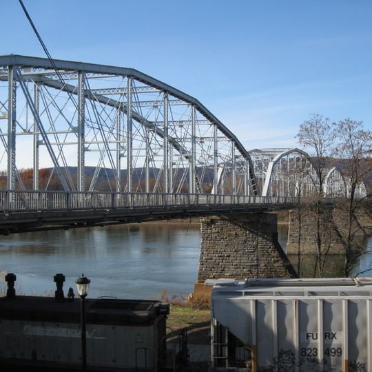 Firefighters' Memorial Bridge