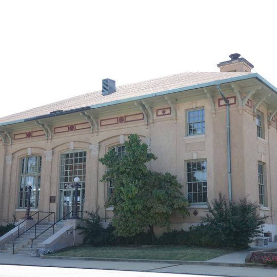Searcy Municipal Courthouse
