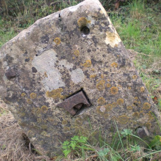 Milestone, by jct of UC road to Upper Oddington village, opp entrance to Hill farm