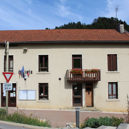 Town hall of Apremont