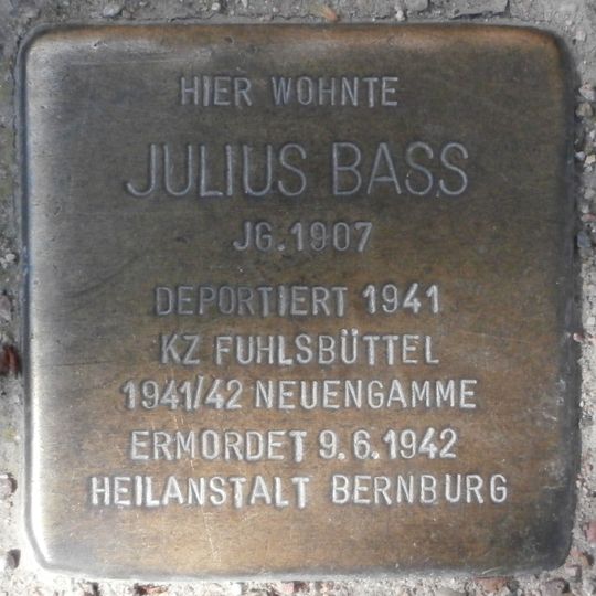 Stolperstein en memoria de Julius Bass