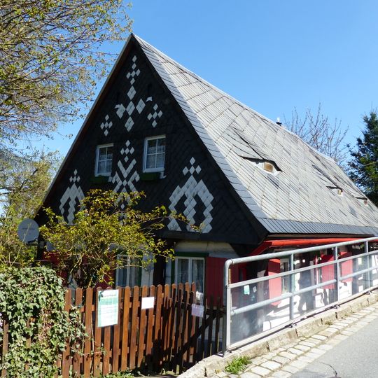 Bergstraße 25