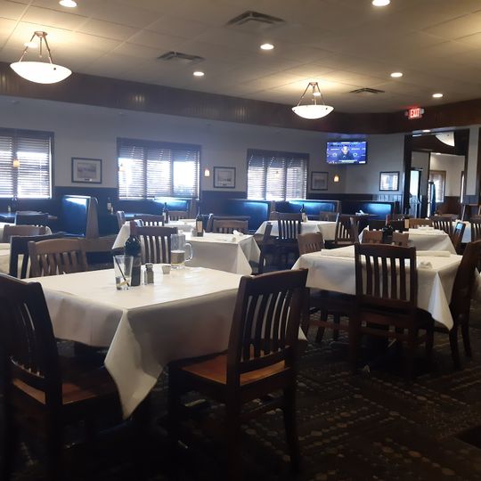 Lucky's Steakhouse