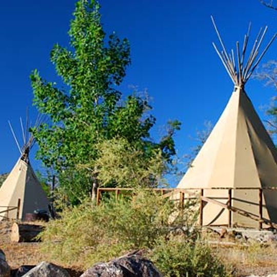 Lake Owyhee State Park