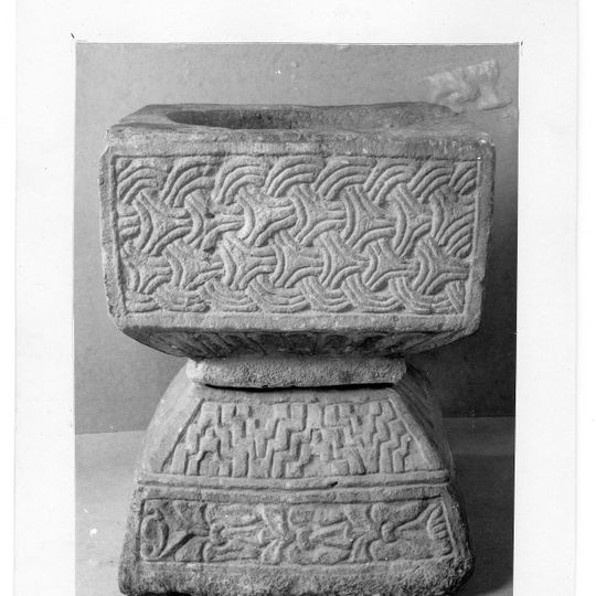 Gällstads kyrkas gamla dopfunt